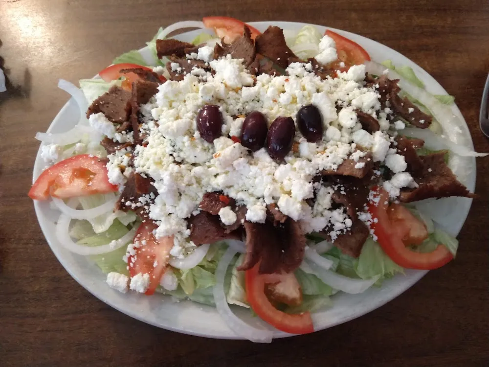 Greek Salad with Gyro Meat Aded